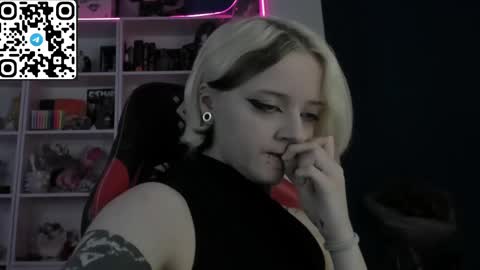 Snapshot of holy_mistresss chatting on 05/10/26, 08:41 holy_mistresss online show from 05/10/26, 08:41