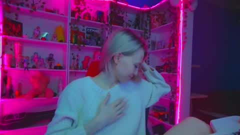 Rumi online show from 11/16/25, 11:16