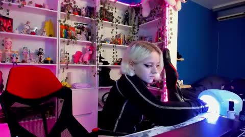 Rumi online show from 12/05/25, 10:35