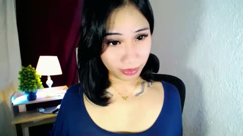 holy_samyx online show from 09/22/25, 04:14