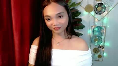 Bella online show from 12/19/25, 01:01