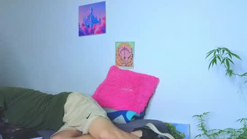      online show from 05/04/26, 01:12