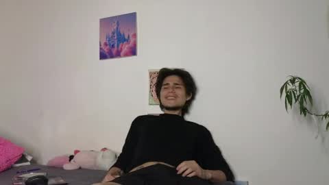      online show from 05/10/26, 03:44