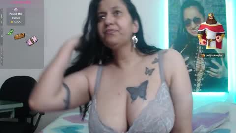 Snapshot of holydeath_1 chatting on 12/19/25, 11:34 Milena online show from 12/19/25, 11:34