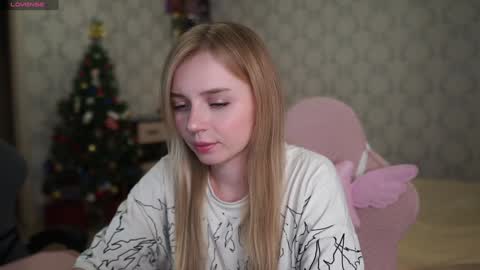 Snapshot of holydumplings chatting on 12/03/24, 03:33 Taiga online show from 12/03/24, 03:33