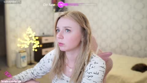 Snapshot of holydumplings chatting on 01/14/25, 02:53 Taiga online show from 01/14/25, 02:53