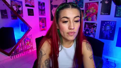 Snapshot of holyeva chatting on 02/02/25, 02:48 online show from 02/02/25, 02:48