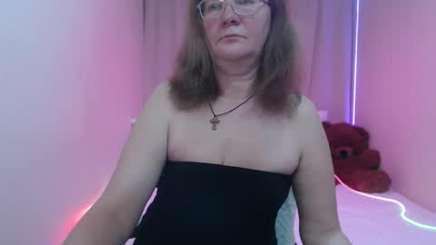 holymilfa online show from 05/11/26, 12:22