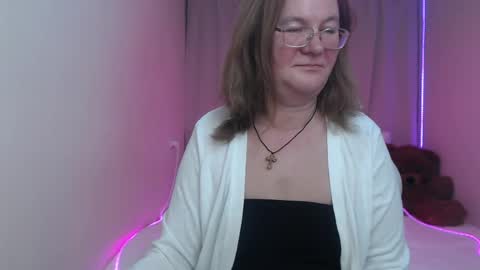 holymilfa online show from 05/11/26, 04:04