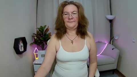holymilfa online show from 05/17/26, 12:23