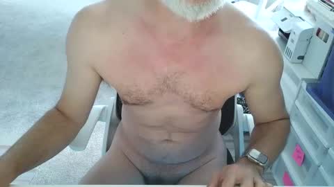 Snapshot of holymoses8 chatting on 05/14/26, 06:15 holymoses8 online show from 05/14/26, 06:15