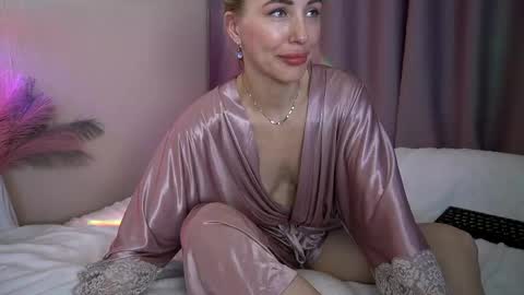 Vicky my another account here - desperate clit online show from 04/19/26, 05:34
