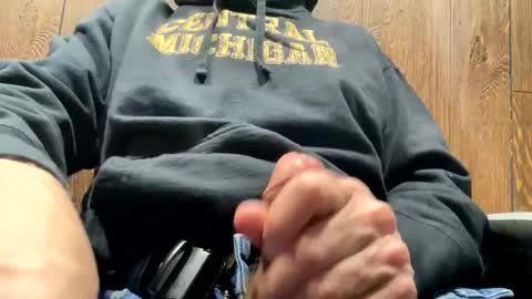 Snapshot of hondodeasy chatting on 02/18/26, 01:51 hondodeasy online show from 02/18/26, 01:51