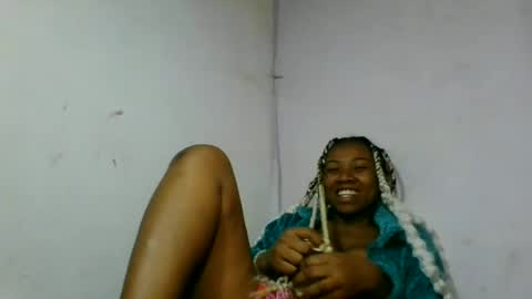 Snapshot of honeria98 chatting on 06/16/26, 07:44 honeria98 online show from 06/16/26, 07:44