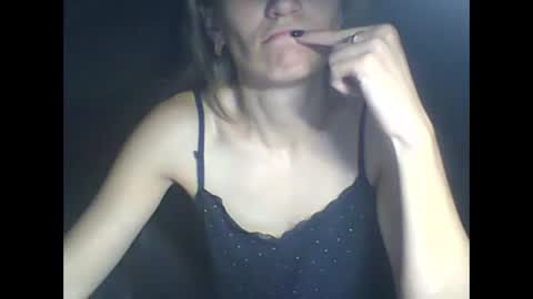honey0bunny35 online show from 01/28/25, 07:53