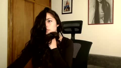 Honey Aynu online show from 06/12/26, 06:18