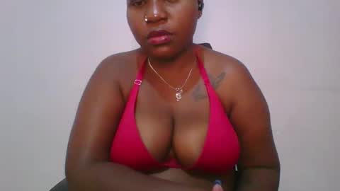 Snapshot of honey_beb chatting on 10/10/25, 11:09 honey_beb online show from 10/10/25, 11:09