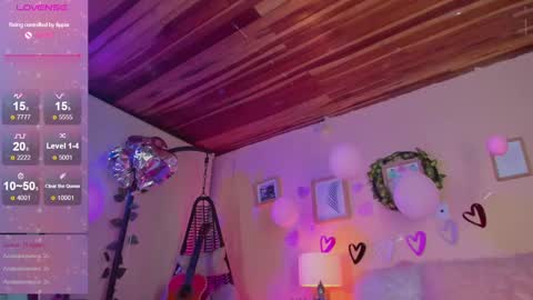 Snapshot of honey_fox01 chatting on 02/26/25, 05:09 HONEY online show from 02/26/25, 05:09