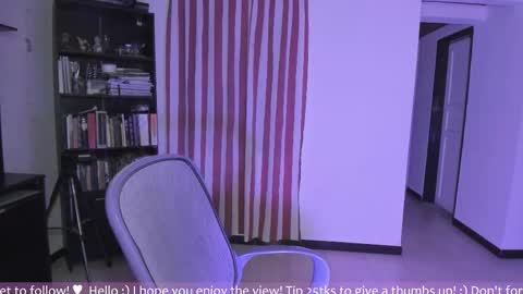 Snapshot of honey_hoe chatting on 12/23/25, 04:10 Lau online show from 12/23/25, 04:10