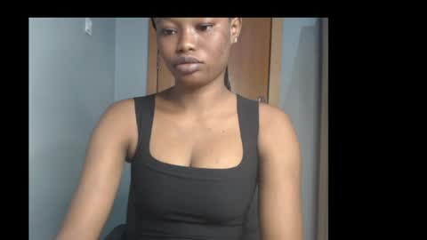Snapshot of honey_juicydoll chatting on 03/22/26, 01:36 Sonia online show from 03/22/26, 01:36