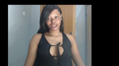 Snapshot of honey_juicydoll chatting on 04/20/26, 06:38 Sonia online show from 04/20/26, 06:38