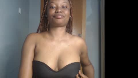 Snapshot of honey_juicydoll chatting on 05/07/26, 06:30 Sonia online show from 05/07/26, 06:30