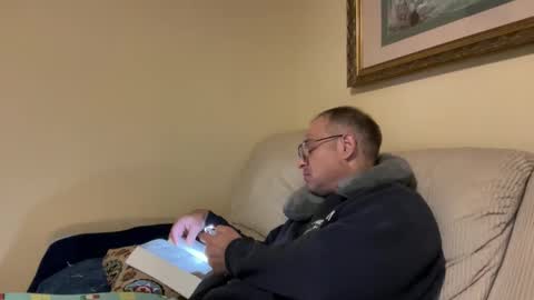 honey_man14 online show from 11/25/25, 02:33