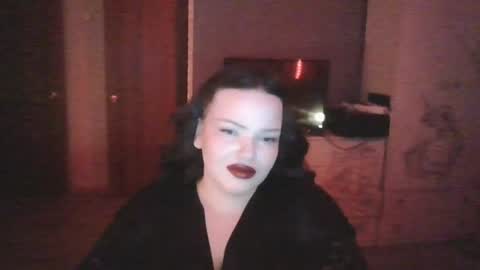 Snapshot of honey_miracle chatting on 06/17/26, 04:52 honey_miracle online show from 06/17/26, 04:52