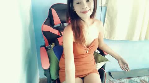 Snapshot of honey_mollyxx chatting on 04/06/26, 12:30 honey_mollyxx online show from 04/06/26, 12:30