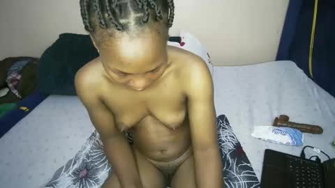 Snapshot of honey_nubia0 chatting on 05/13/26, 07:11 honey_nubia0 online show from 05/13/26, 07:11