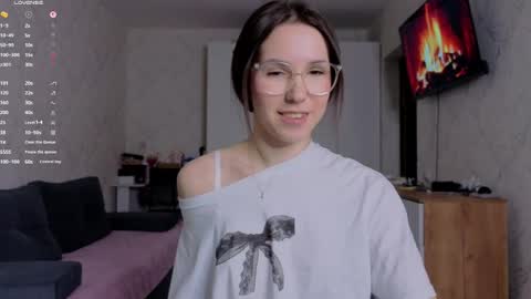 honey_peachy online show from 05/11/26, 04:04
