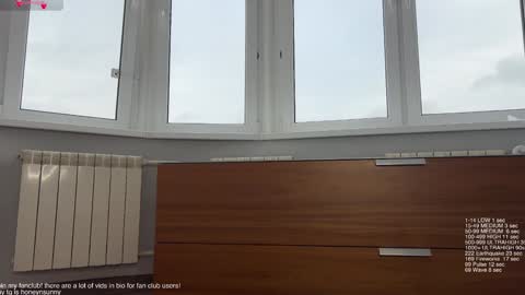 Snapshot of honey_sunshine chatting on 11/25/25, 09:31 Jenyanew vid how I squirt in forest in bio online show from 11/25/25, 09:31