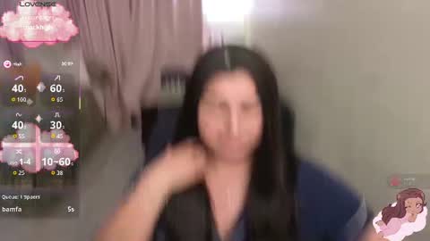 Tia online show from 06/12/26, 02:43