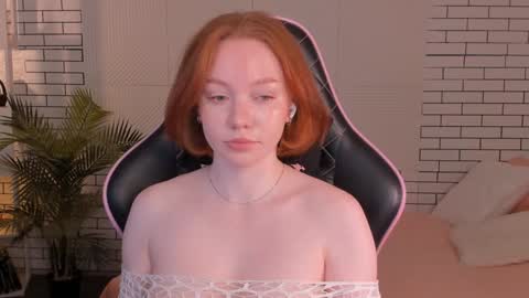 honeyautumn online show from 12/10/24, 11:30