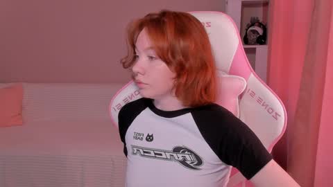 honeyautumn online show from 02/06/25, 03:27