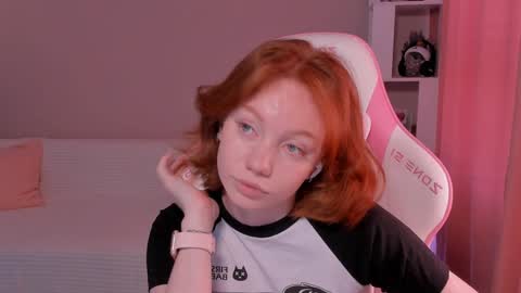 honeyautumn online show from 02/06/25, 06:29