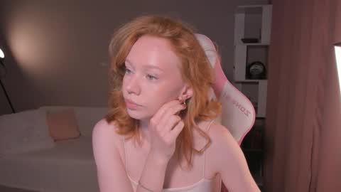 honeyautumn online show from 09/09/25, 11:48