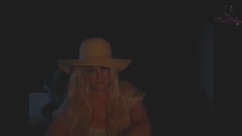 honeybuhnny online show from 05/04/26, 12:12