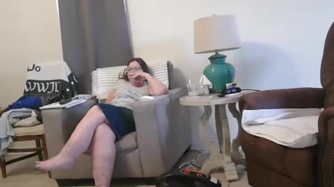 Snapshot of honeybuns344636 chatting on 01/11/25, 07:05 Honey online show from 01/11/25, 07:05