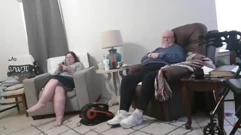 Snapshot of honeybuns344636 chatting on 01/12/25, 07:21 Honey online show from 01/12/25, 07:21