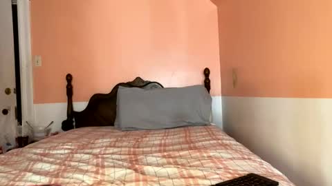 HoneyDrippinBunny online show from 02/27/26, 04:01