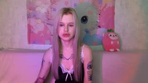 Lisa online show from 12/02/25, 04:07