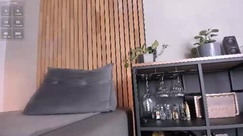Snapshot of honeyhot69__ chatting on 06/25/26, 10:53 Sofia independent model online show from 06/25/26, 10:53