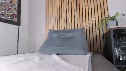 Snapshot of honeyhot69__ chatting on 06/26/26, 10:41 Sofia independent model online show from 06/26/26, 10:41