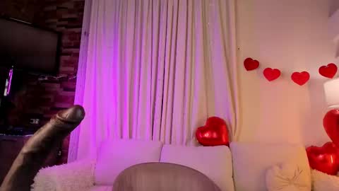 Snapshot of honeymoann chatting on 02/12/26, 10:43 Alexia online show from 02/12/26, 10:43