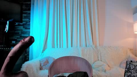 Snapshot of honeymoann chatting on 04/10/26, 11:04 Alexia online show from 04/10/26, 11:04