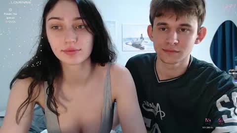 Snapshot of honeystormxxx chatting on 04/17/26, 07:06 Noah and Sophie online show from 04/17/26, 07:06