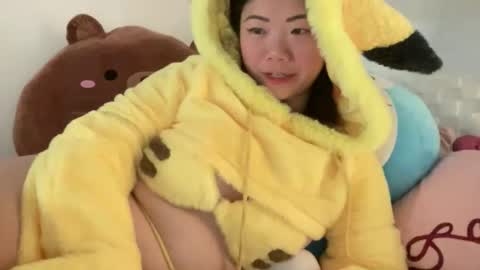 HoneySunshineNeko online show from 04/29/26, 02:32