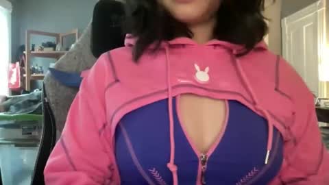 HoneySunshineNeko online show from 05/01/26, 06:34