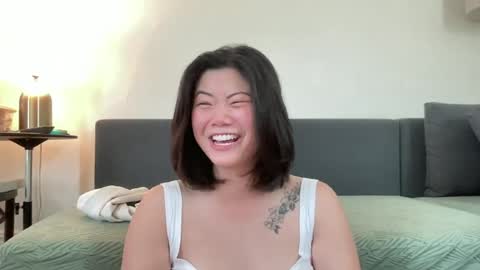 Snapshot of honeysunshineneko chatting on 07/07/26, 03:16 HoneySunshineNeko online show from 07/07/26, 03:16